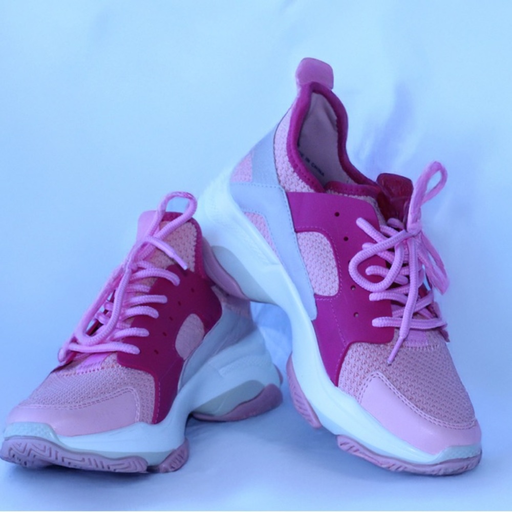 Women's Pink Sneakers